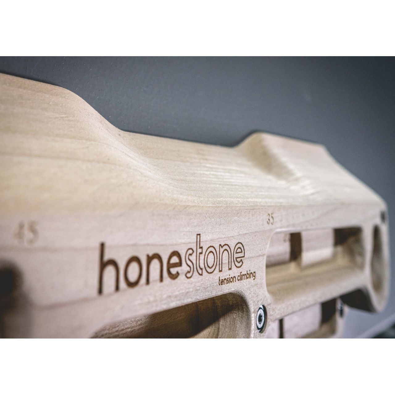 Honestone Hangboard Tension Climbing Honestone Hangboard -Tramptilt-shop Honestone 1 scaled rsz 81016.1676659754
