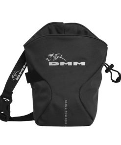 DMM Traction Chalk Bag 4 DMM Traction Chalk Bag -Tramptilt-shop c63 14038 cb32bk traction chalk bag black rsz 35828.1665183459
