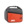 Petzl Sakab Chalk Bag -Tramptilt-shop s037aa00 sakab focus 3 lowres rsz 35474.1626823323